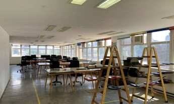 Imagem 5: Lage comercial na Avenida Faria Lima com 448m² - 500m do Metro Faria Lima