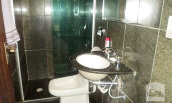 Imagem 4: Casa em condomínio à Venda - Vila Del Rey, 4 Quartos, 360 m²