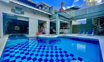 Imagem: Casa na praia com 5 suítes e lazer com