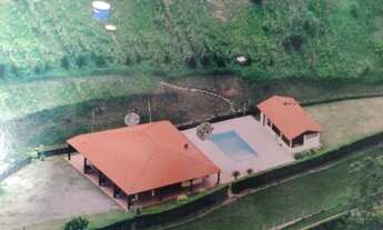 Imagem: Super construção sólida sitio com piscina