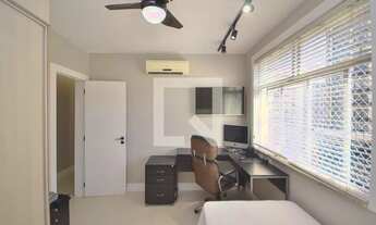 Imagem 6: Aluguel no miolo de Icarai com 3 quartos frente e todo reformado- Niterói