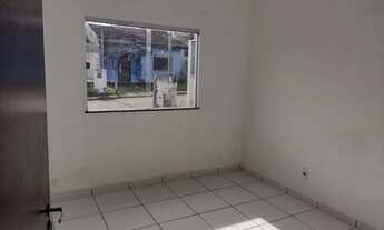 Imagem 3: Excelente Casa c 2/4 em condomínio horizontal Monte Castelo