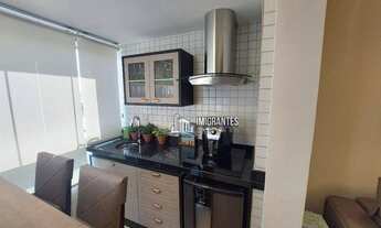 Imagem 3: Apartamento à Venda de 2 Dormitórios, Sendo 1 Suíte, na Guilhermina, em Praia Grande