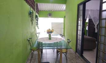 Imagem: Casa com Quintal em Condomínio (a 500 m