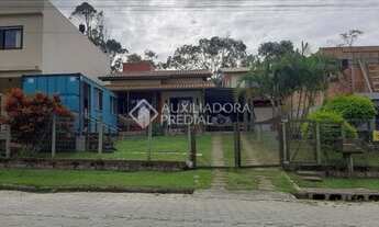 Imagem: GAROPABA - Casa Padrão - Centro