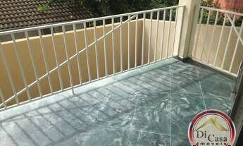 Imagem 6: Casa com 3 dormitórios, suíte, sala com varanda e lareira, 1 vaga vista para a Pedra Grand