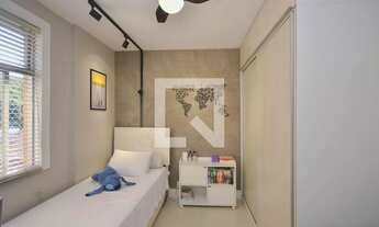 Imagem 3: Aluguel no miolo de Icarai com 3 quartos frente e todo reformado- Niterói