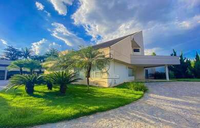 Imagem 2: Mansão com 1.200 m² de construção em terreno de 3000 m² no bairro Bela Suíça em Londrina