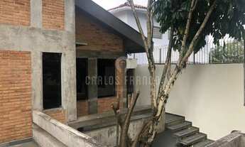 Imagem 3: Casa de 270m² com 6 salas, 4 banheiros, cozinha, quintal, edícula, 4 vagas no Sumaré