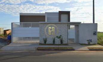 Imagem: Casa à venda com 3 quartos sendo 1 suíte