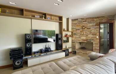 Imagem 4: Casa de condomínio para venda com 274 metros quadrados com 4 quartos