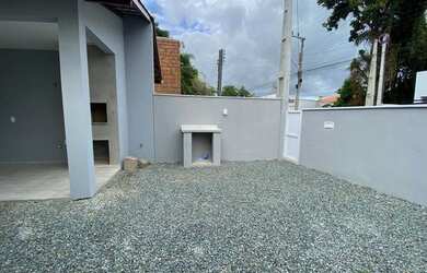 Imagem 7: Casa para venda com 100 metros quadrados com 3 quartos em Itacolomi - Balneário Piçarras