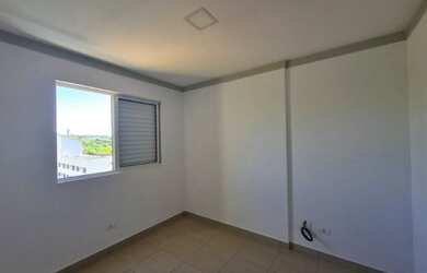 Imagem 2: Apartamento à venda. 2 quartos - Zona 07 -Maringá-PR