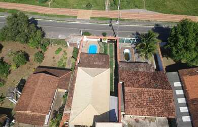 Imagem 2: Meneguz - Casa de frente total para o mar na praia de Santa Mônica em Guarapari Ref.:15279