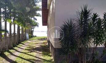 Imagem 4: Casa com 3 dormitórios à venda, 270 m² por R$ 1.580.000,00 - Centro - São José/SC