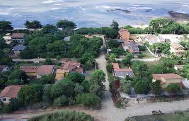 Imagem 4: Lotes de 300m2 escriturado com vista para o mar a 100m da praia, em Enseada das Garças. F