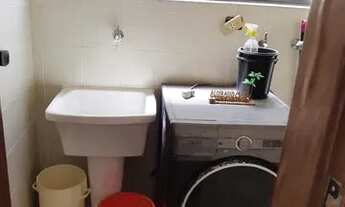 Imagem 2: Apto á venda 100 m², 4 quartos , 3 banheiros , sala e cozinha