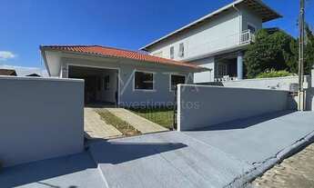 Imagem 1: Casa para venda possui 302 metros quadrados com 2 quartos em Itajubá - Barra Velha - SC