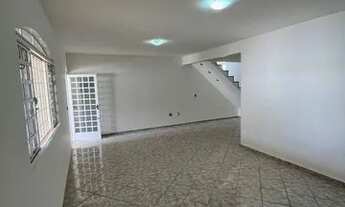 Imagem 3: Exelente casa 3qts na rua 08 só 720mil