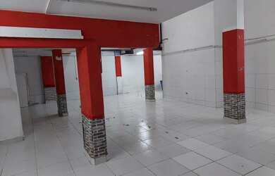 Imagem 2: Loja Centro, início da Rua do Imperador, 110 m², Industrial, Comercial, sem taxas - Petróp