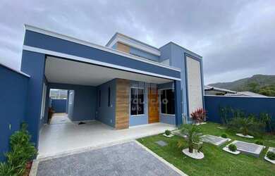 Imagem 3: Linda casa com piscina 03 dormitorios com 01 suite