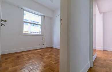 Imagem 3: Apartamento com 90 metros quadrados com 3 quartos em Laranjeiras - Rio de Janeiro - RJ