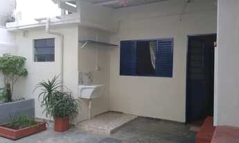 Imagem 3: Aluga-se Edícula para 1 pessoa ótima localização