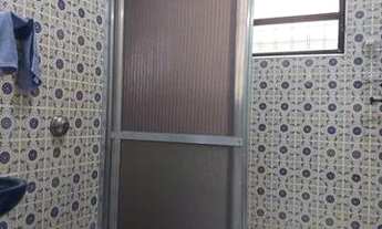 Imagem 7: Casa térrea, mobiliada, com 2 dormitórios, 3 vagas de garagem, boa localização, bairro Gui