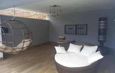 Imagem 7: Linda casa em localização privilegiada disponível para locação no Condomínio Jardim Theodo