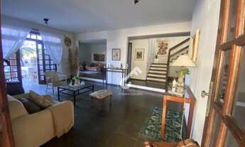 Imagem 6: VILAS DO ATLÂNTICO, L de Freitas. Duplex num estilo clássico, cond fechado com infraestrut