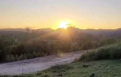 Imagem 5: Condomínio com segurança e área de lazer