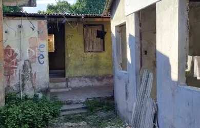 Imagem 5: Vendo esse terreno com duas casa valor 75mil