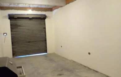 Imagem 2: Aluga-se salão Galpão / depósito com aluguel por R$1.800 /mês