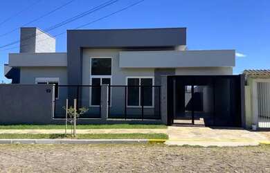 Imagem 2: Casa de esquina para venda em Sapiranga