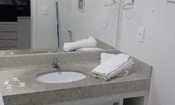 Imagem 2: Lindo flat praia do forte cabo frio RJ 4 pessoas, incluindo crianças e adultos. Diária