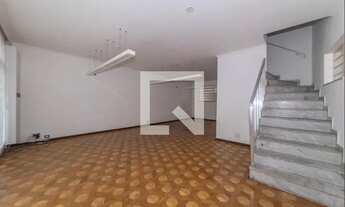 Imagem 2: Casa para Aluguel - Bosque da Saúde, 4 Quartos, 160 m2