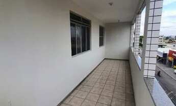 Imagem: Apartamento de três quartos com uma suíte