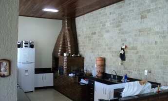 Imagem 7: Casa de condomínio para venda possui 1000 metros quadrados com 3 quartos