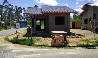 Imagem 5: Casa com 50,90 m² edificada sobre terreno de 180,41m², conta com 02 dormitórios, banheiro