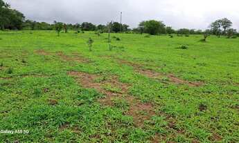 Imagem 4: Belíssima fazenda de aproximadas, 429 t, sede, curral, aguadas, rio, riacho, energia plana
