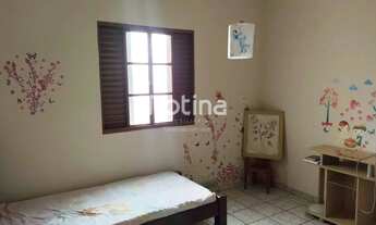 Imagem 5: Casa para alugar, 3 quartos, Santa Mônica - Uberlândia/MG - Rotina Imobiliária