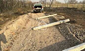 Imagem 7: TERRENO GRANDE - 7.080M2 - CERCADO