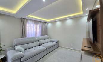 Imagem: Sobrado com 3 quartos à venda por R$ 690000.00