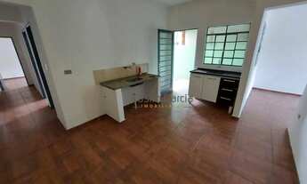 Imagem 4: Casa com 2 quartos para alugar, contendo 117 m² de área útil no bairro Jardim Nossa Senhor