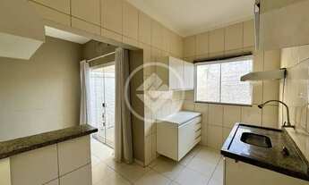 Imagem 5: Vende-se casa no condomínio fechado Maria Mota , região Coxipó , com 02 quartos , quintal