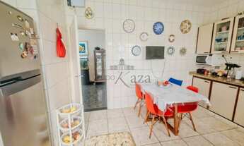 Imagem 6: Oportunidade - Casa - Parque Brasil - Jacareí - 3 Dormitórios - 140,95m²