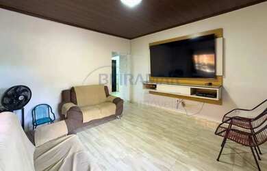 Imagem 2: Casa Sobrado 5 Quartos, 1 Suíte, Cozinha Planejada, 4 Vagas de Garagem à Venda na Rua 19