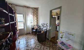 Imagem 7: 300m² de terreno (10 x 30) e 350m² de construção. 5 casas e 1 salão pequeno