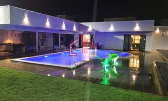 Imagem: Casa 6/4 com Piscina de Cascata à Venda