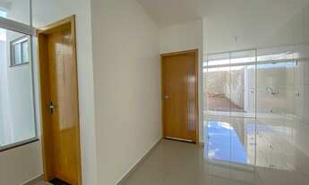 Imagem 6: Linda casa no NOVA VENEZA com passagem lateral para o amplo quintal - Cascavel - PR